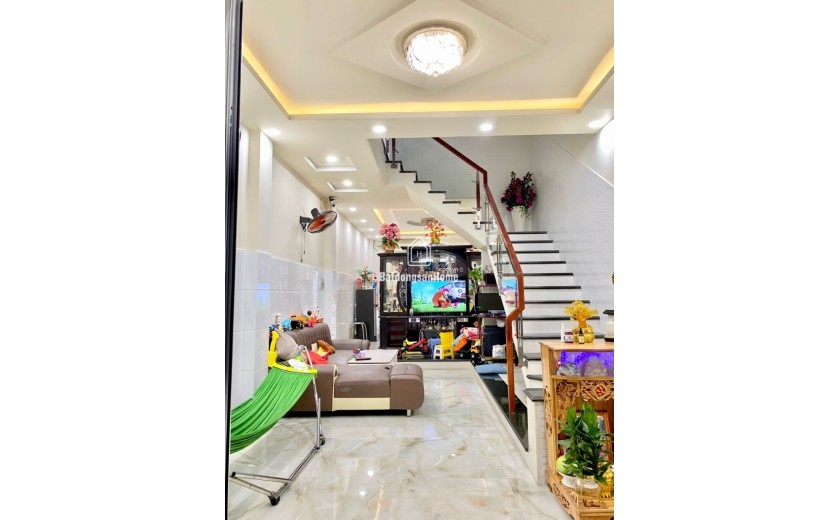 Bán nhà mặt phố đường  Đại Lộ 3, Phước Bình, Q9, Thủ Đức, TP HCM. DT  82m2, 3 tầng, giá 11.8  tỷ,