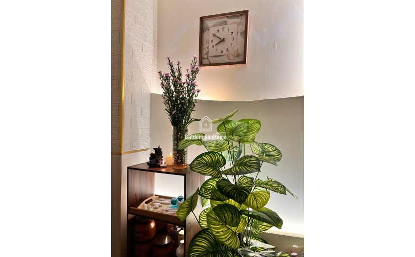 Chuyển về nhà làm nên cần sang nhượng lại toàn bộ tiệm nail và gội đầu dưỡng sinh, mi