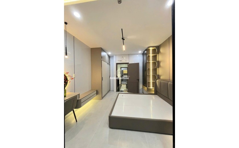 NHÀ MỚI ĐẸP VÀO Ở LIỀN- HXH 5Tầng 4 Pn Nội Thất Cao CấpLạc Long Quân Q11-Giá 8.7Tỷ