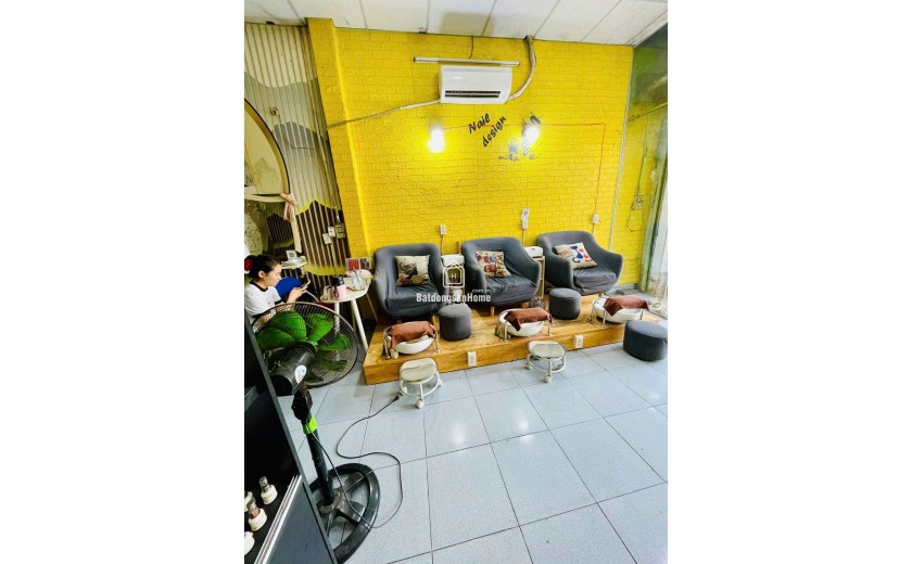 CHÍNH CHỦ CẦN SANG NHƯỢNG TIỆM NAIL MI GỘI CÓ CHỖ NGỦ LẠI