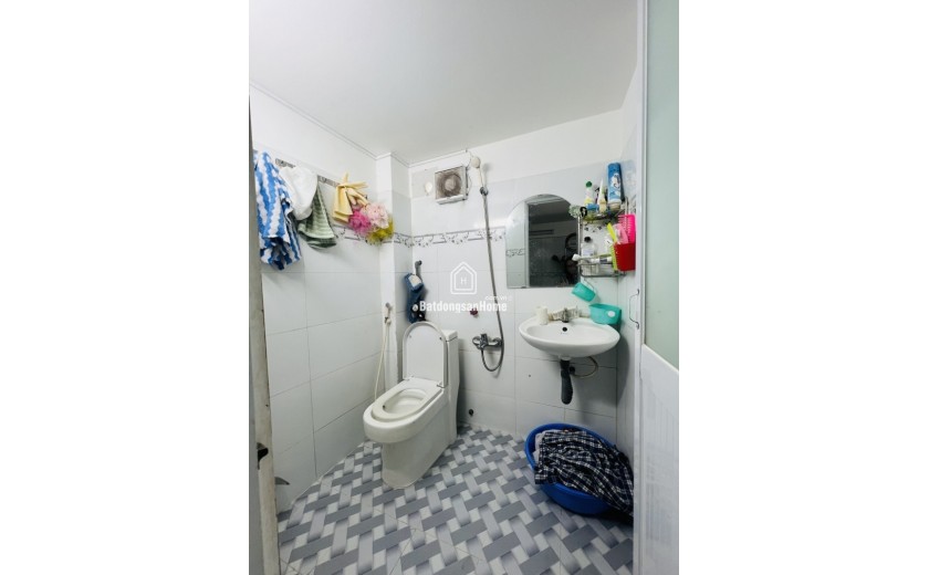 Bán nhà đường Tăng Nhơn Phú, Phường Tăng Nhơn Phú B,  Q9, Thủ Đức, TP HCM. DT 152m2, 5 tầng, Giá 14.9 tỷ.