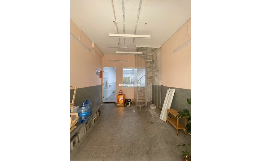 CHO THUÊ MẶT BẰNG QUẬN 3  VỊ TRÍ SIÊU ĐẸP