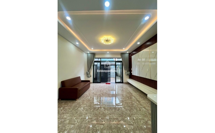 Bán nhà đườg 160 , Tăng Nhơn Phú A, Q9, Thủ Đức, TP HCM. DT 76m2, 3 tầng. Giá 6.7 tỷ, SHR - 0933125879