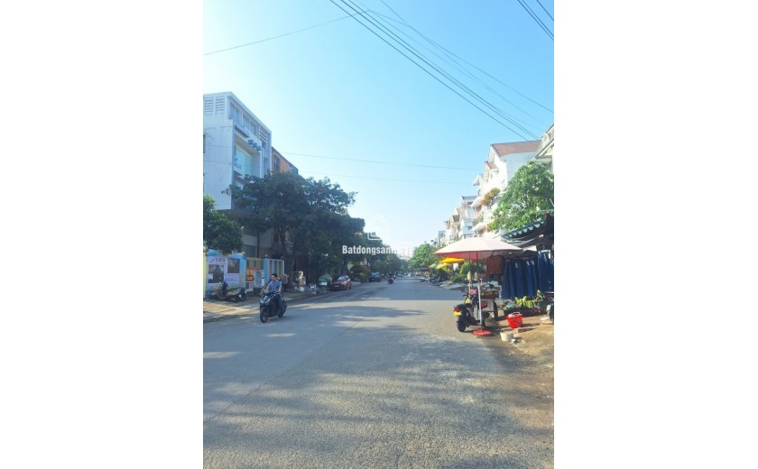 Bán nhà đường số 27, Hiệp Bình Chánh, Thủ Đức, TP HCM. DT 380m2, 2 tầng. Giá 17.9 tỷ.