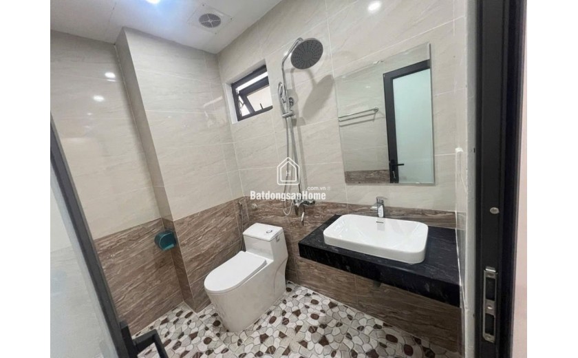 Bán nhà Liên Mạc Bắc Từ Liêm 5 tầng thang máy – full nội thất – gần Thượng Cát – giá hơn 6 tỷ