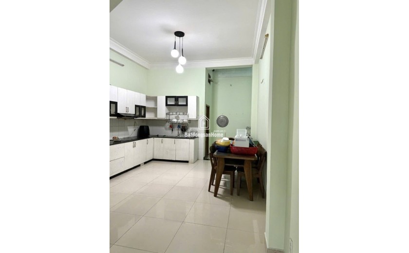 Bán nhà đường  475, Phước Long B, Q9, Thủ Đúac, TP HCM. DT 195m2, cấp 4,  8PN. Giá 9.75  tỷ - 0933125879