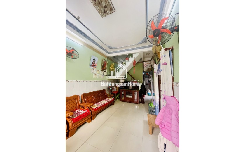 Bán nhà lô góc Dương Đình Nghệ gần biển 300m, 34.52m2, giá 5.5 tỷ

Nội dung bài đăng: