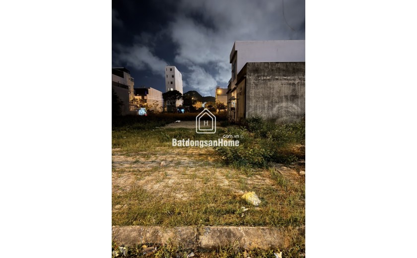 Bán đất đường Sơn Thủy 5, 125m² (5x25) giá 9.2 tỷ – ven biển, 3 mặt thoáng