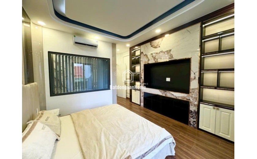 Nhà đẹp GIÁ TỐT tặng full nội thất - Tân Quy - Quận 7 . ngang 7m dọn vào ở ngay