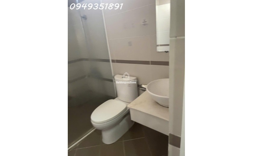 NHÀ HXH - GIÁP SÂN BAY - 190M2- CẤP4 - GIÁ 21TỶ