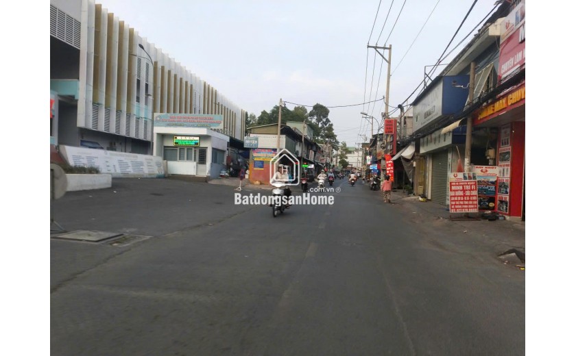 NHÀ C4 LINH CHIỂU SÁT HOÀNG DIẸU 2 CHỈ 3.3 TỶ CÒN TL