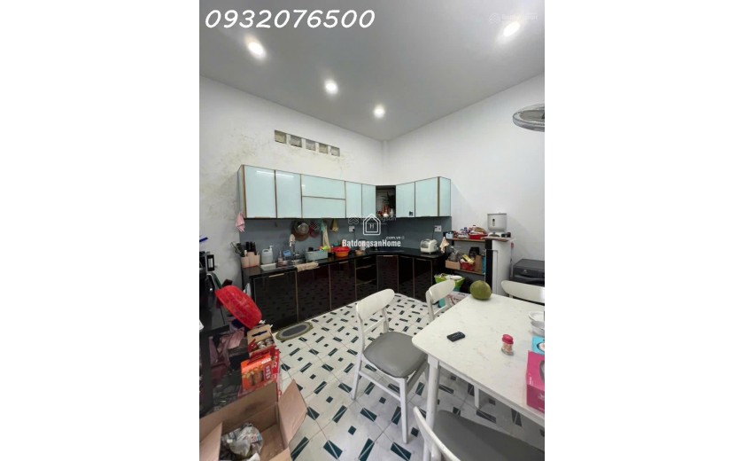 Chính Chủ Bán Nhà Mặt Tiền Nhị Hà – 108M² – 4PN – Kinh Doanh Tốt – Trung Tâm Nha Trang