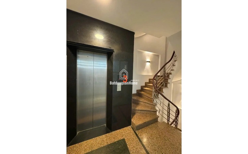 Bán shophouse ở Phố Phương Mai, giá siêu hời 35 tỷ, 63m2, pháp lý đầy đủ