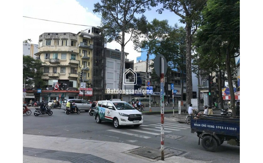 Toà nhà văn phòng 8 Tầng Mặt Tiền  Trần Đình Xu, P Cô Giang Quận 1, Ngay sát ngã tư Trần Hưng Đạo