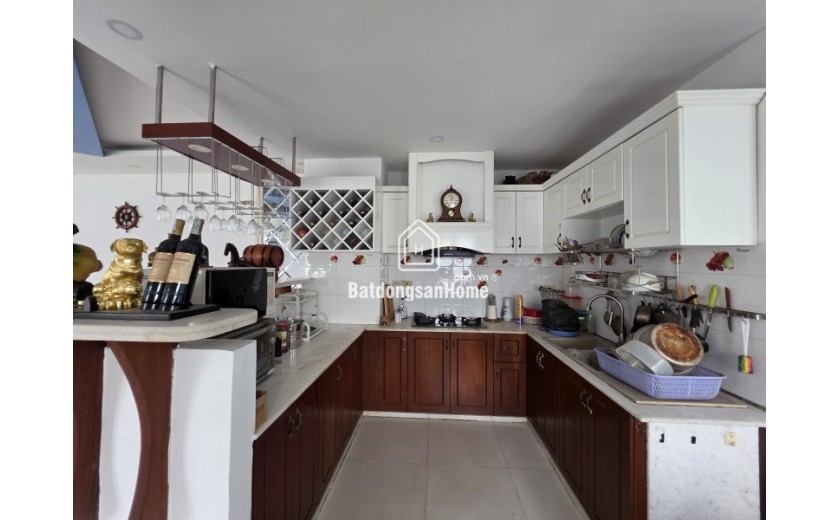 Bán nhà 5 tầng đường số 30, Phường Cát Lái, Q2, TP HCM. DT 106 m2, 5PN, Sổ hồng. Giá  9.79 tỷ .