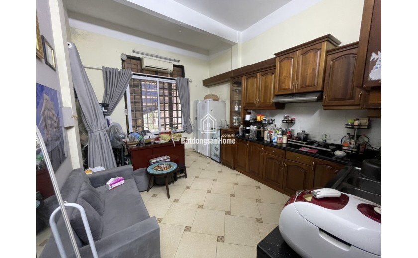 HÀNG HIẾM PHỐ THÁI HÀ – 2 MẶT NGÕ Ô TÔ TRÁNH – DT RỘNG – Ở + KD + XÂY TÒA 7 TẦNG QUÁ ĐỈNH!