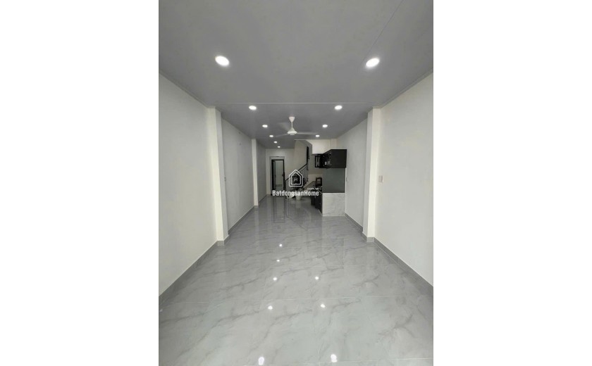 * HẺM 5M – Sát Hẻm Xe Tải – Vị Trí Đẹp Gần Chợ Lớn –Hồng Bàng Quận 6_ Nhỉnh 5 Tỷ