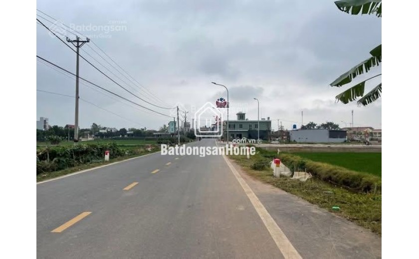 BÁN ĐẤT MẶT ĐƯỜNG TRỤC XÃ QUỲNH MỸ (NAY THUỘC QUỲNH PHỤ) VỊ TRÍ KINH DOANH TỐT