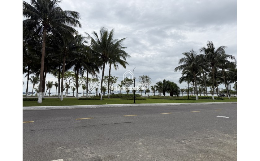 Bán đất mặt biển Lê Văn Huân 993m2, xây 20 tầng 2 hầm, đối diện CV Đại Dương Sun Group, giá 169 tỷ