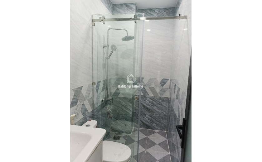 Bán nhà  đường Lã Xuân Oai, Tăng Nhơn Phú A,  Q.9, Thủ Đức, TP HCM. DT 52m2, 4PN. Giá  6.6 tỷ.