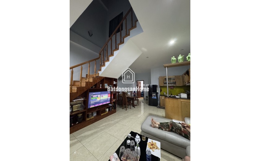 Nhà 2 mê Dương Tử Giang Nam Việt Á 90m², đường 7m5, giá 9.95 tỷ