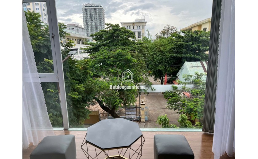 Tòa căn hộ 6 tầng MT Nguyễn Chí Thanh 112m2 giá 26 tỷ, dòng tiền 120tr/tháng