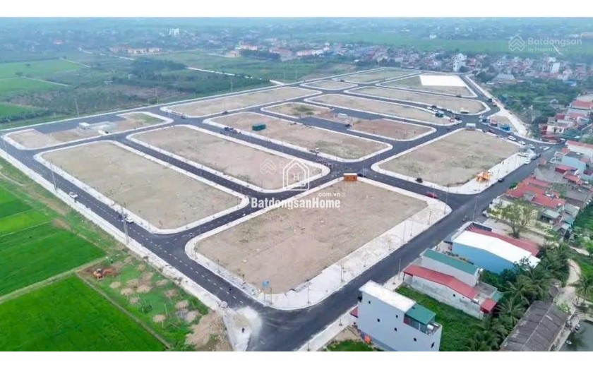 ĐẤT THÔN NGỌC LÂM (QUỲNH NGỌC) GẦN CHỢ, TRUNG TÂM XÃ GIÁ 1 TỶ 5XX