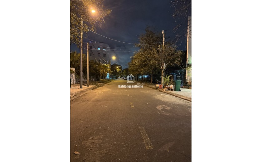 Nhà 2 mê Dương Tử Giang Nam Việt Á 90m², đường 7m5, giá 9.95 tỷ