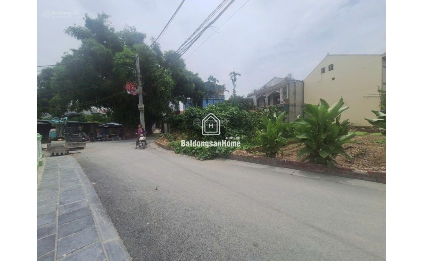 Siêu hiếm vỉew hồ ô tô tránh - 67.6m2 - đất Việt Hùng, Đông Anh