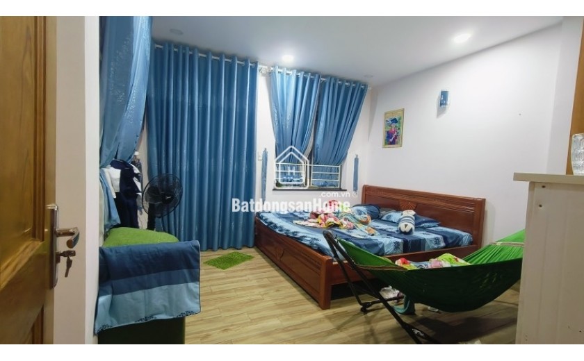 Bán nhà đường 109. Phước Long B,  Q9, Thủ Đức, TP HCM. DT 58m2, 4PN, sổ hồng. Giá  6.75  tỷ.