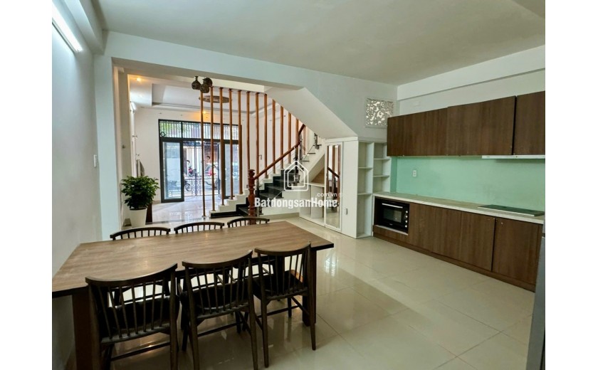 Bán nhà Vũ Đình Long 75m2 2 tầng gần biển Sơn Trà giá 10.x tỷ