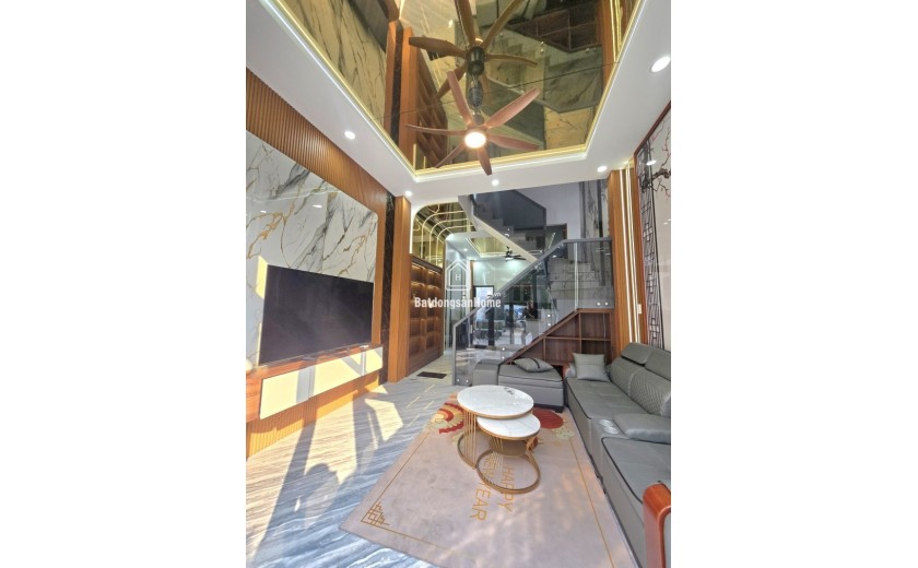 Bán nhà  Tỉnh lộ 43, Tam Bình, Thủ Đức, TP HCM. DT 70m2, 4PN, SH, 6.1 tỷ - 0933125879