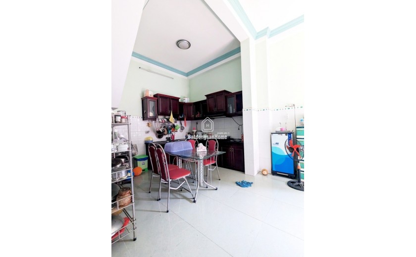 Bán nhà đường 160, Tăng Nhơn Phú A, Q9, Thủ Đức, TP HCM. DT 105m2, 3 tầng, 8PN. Giá  7.55  tỷ,