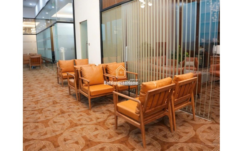 Cho thuê văn phòng Roman Plaza, 100 triệu, 350m2, view đẹp hàng hiếm tại Tố Hữu, Nam Từ Liêm