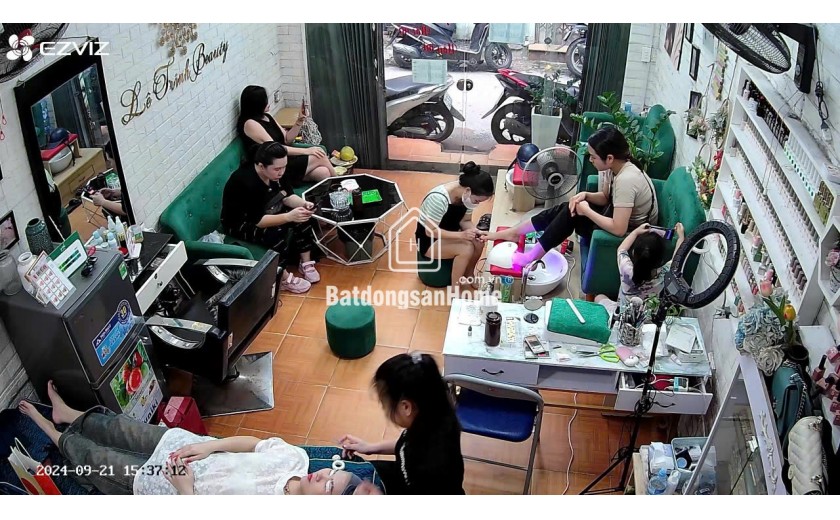 QUẬN ĐỐNG ĐA SANG NHƯỢNG TIỆM MÓNG MI GỘI GÍA CHỈ 1XTR