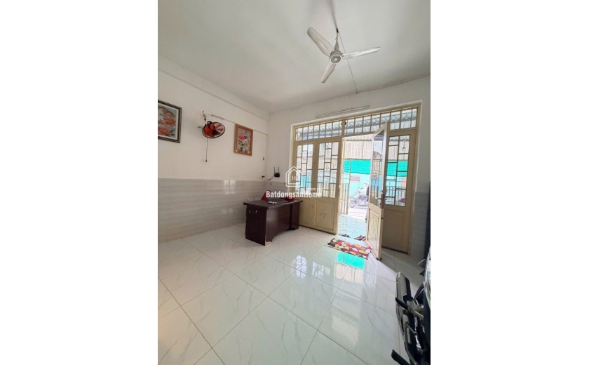 Bán nhà mặt phố đường Bình Trưng, Phường Bình Trưng Tây,  Q2, Thủ Đức, TP HCM. DT 72m2, 2 Tầng, 3PN, SH, 8,05  tỷ