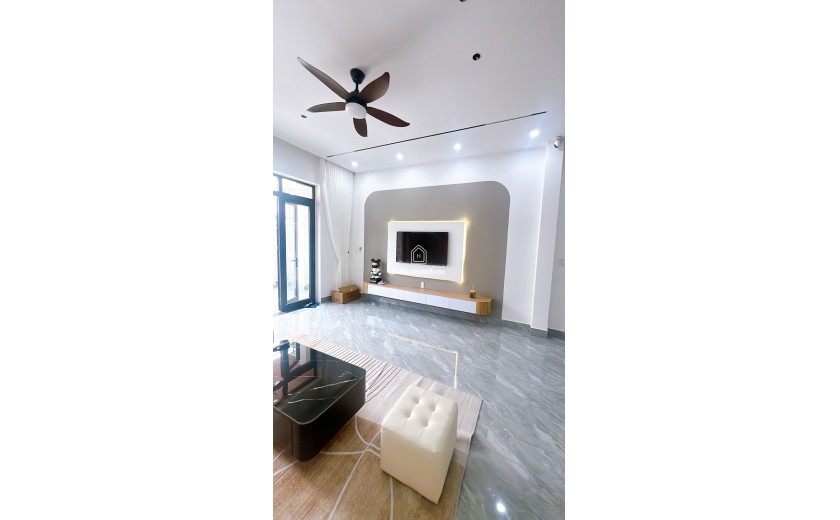 Nhà 2 tầng Bàu Cầu 11 Hoà Xuân, 90m2, 3PN, đường 5.5m, giá 6.1 tỷ