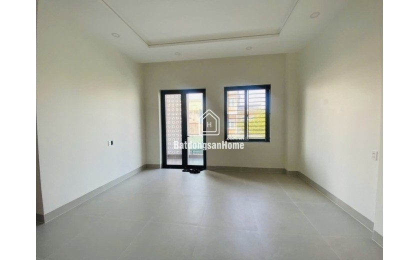 Bán nhà đường số 10, Phường Tam Bình, Thủ Đức, TP HCM. DT  100m2, 2 tầng. Giá  7.95 tỷ, SHR - 0933125879