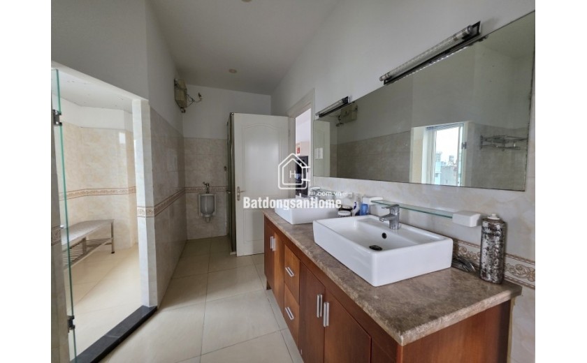 Bán nhà 5 tầng đường số 30, Phường Cát Lái, Q2, TP HCM. DT 106 m2, 5PN, Sổ hồng. Giá  9.79 tỷ .