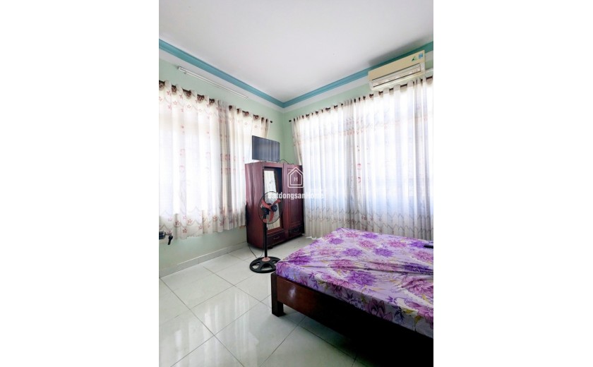 Bán nhà đường 160, Tăng Nhơn Phú A, Q9, Thủ Đức, TP HCM. DT 105m2, 3 tầng, 8PN. Giá  7.55  tỷ,