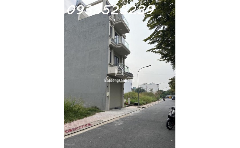 Nhà phố HXT 479/48 Phan Văn Trị P5 (5m x 12m) 2 Lầu ST giá 9.2 Tỷ đối diện TTTM Emart Gò Vấp