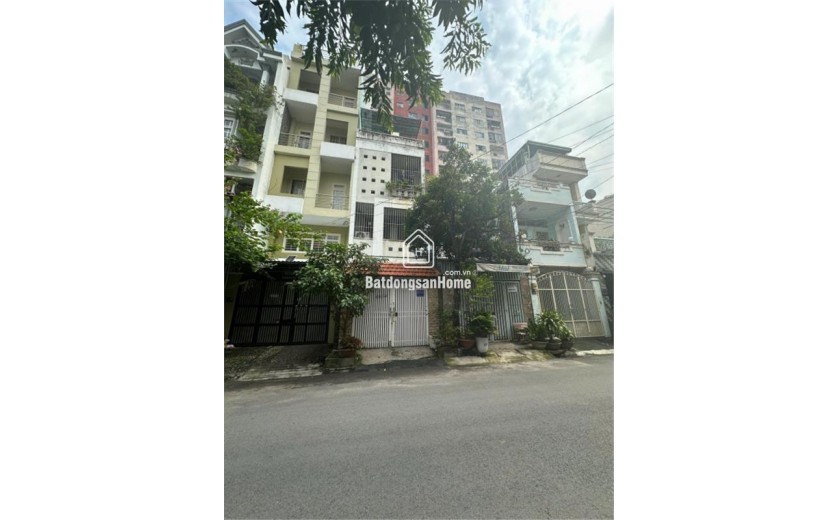 Bán mặt tiền đường HXT 10m 409/ Nguyễn Oanh P17 Gò Vấp. DT 4x17m (CN 65 m2) 1tr1L giá 9,1 tỷ