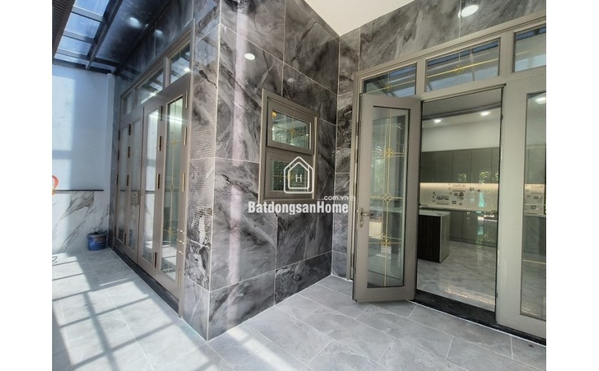 Bán nhà mặt tiền đường số 48, Hiệp Bình Chánh, Thủ Đức, TP HCM. DT 71m2,  4 tầng. giá - 8.85  tỷ (Sổ hồng)