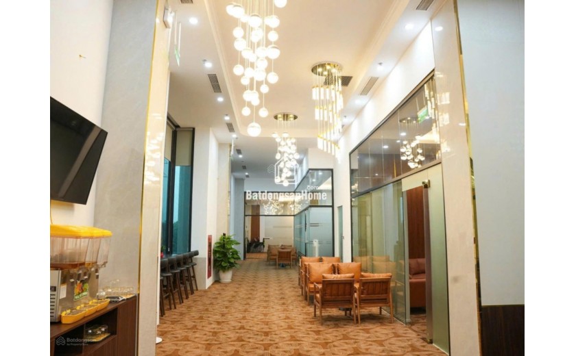 Cho thuê văn phòng Roman Plaza, 100 triệu, 350m2, view đẹp hàng hiếm tại Tố Hữu, Nam Từ Liêm