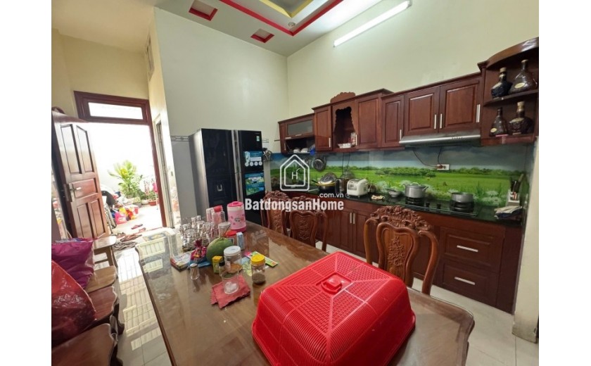 Bán nhà đường số 6, Linh Xuân, Thủ Đức, TP HCM. DT 104m2 , 4 tầng. Giá  - 6.95 tỷ.