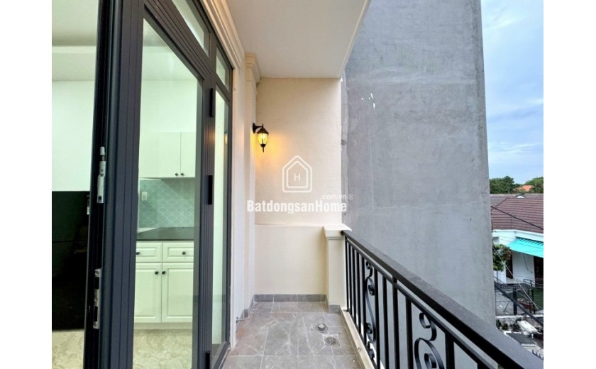 Bán nhà hẻm Phạm Văn Đồng, Thủ Đức, TP HCM. DT 74m2, 4 tầng, 4PN. Giá  8.8 tỷ, SHR. 0933125879