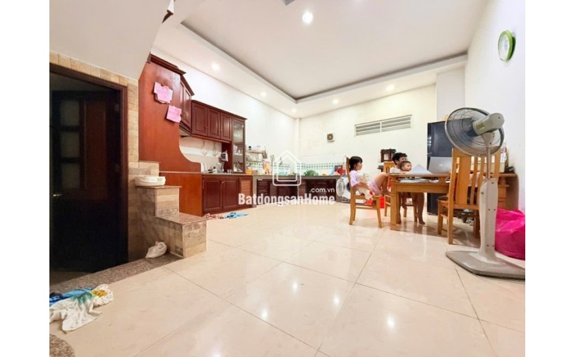 Bán nhà đường số 10, Phường Tăng Nhơn Phú, Q9, Thủ Đức, TP HCM. DT  91m2, 3 tầng, 4PN, sổ hồng, 6.35 tỷ - 0933125879