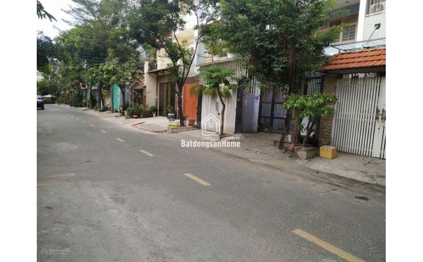 Bán mặt tiền đường HXT 10m 409/ Nguyễn Oanh P17 Gò Vấp. DT 4x17m (CN 65 m2) 1tr1L giá 9,1 tỷ