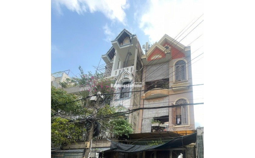 BÁN NHÀ 4 TẦNG MTKD NGAY CHỢ LINH TRUNG - THỦ ĐỨC - 12.9 TỶ