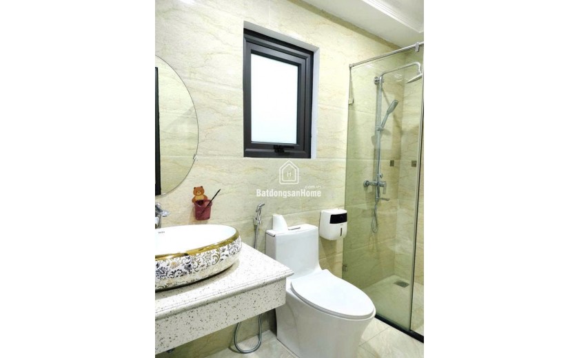 Nhà dân xây Ngô Gia Tự,ô tô đỗ cổng,40M,MT 4M,full nội thất,giá đầu tư nhỉnh 8 tỷ